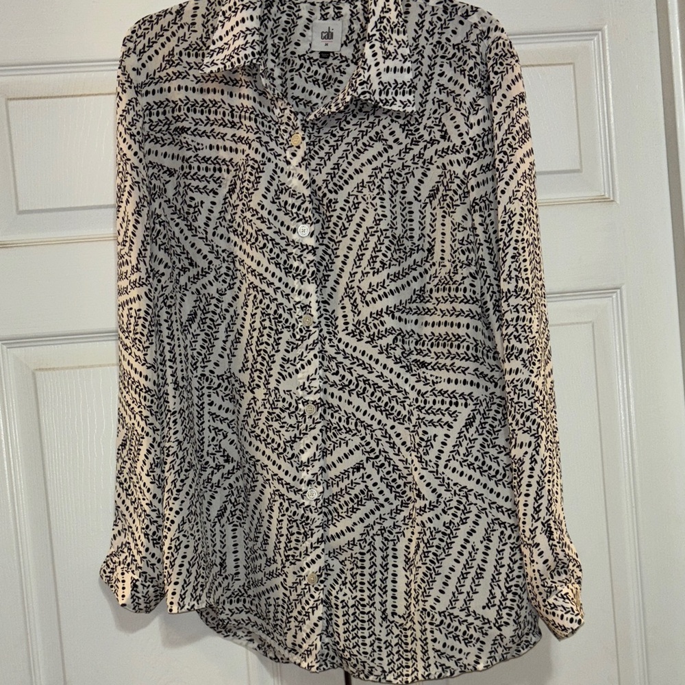 CaBi Black and White Patterned Blouse